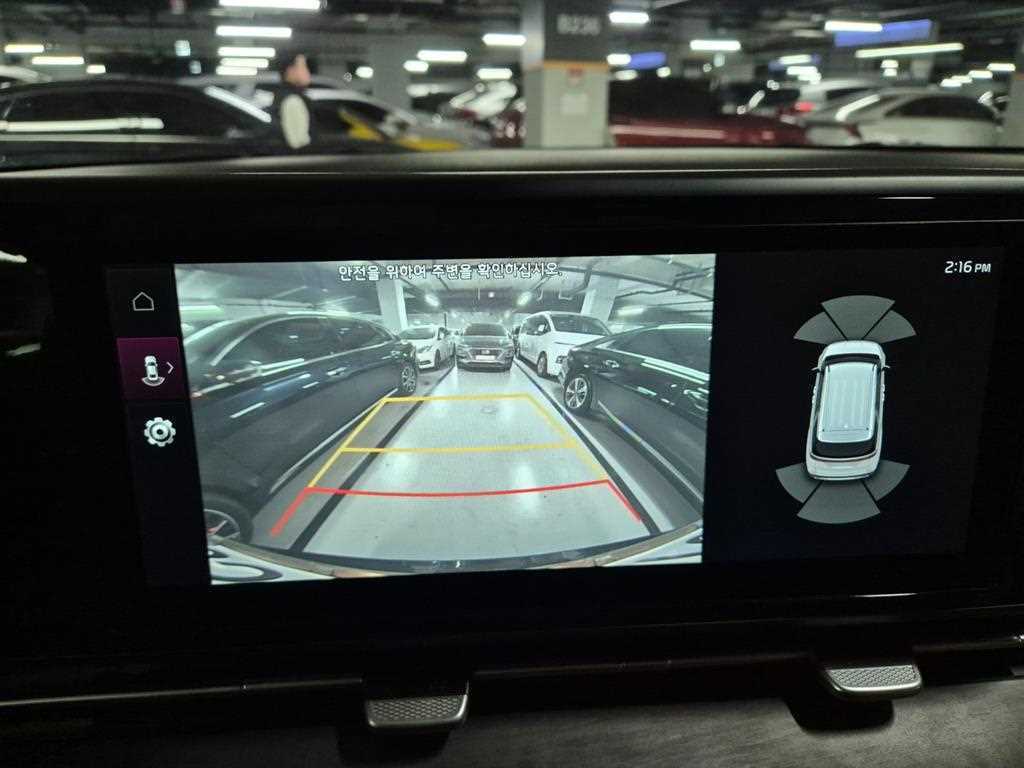 Kia Carnival — photo 17