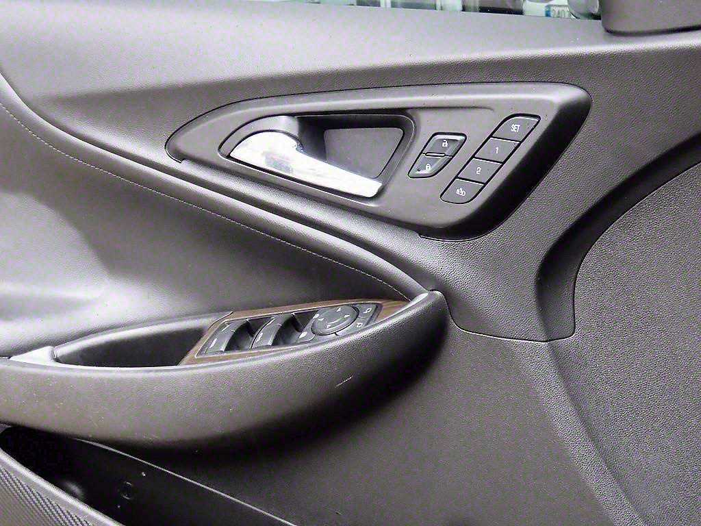 CHEVROLET Malibu — photo 11