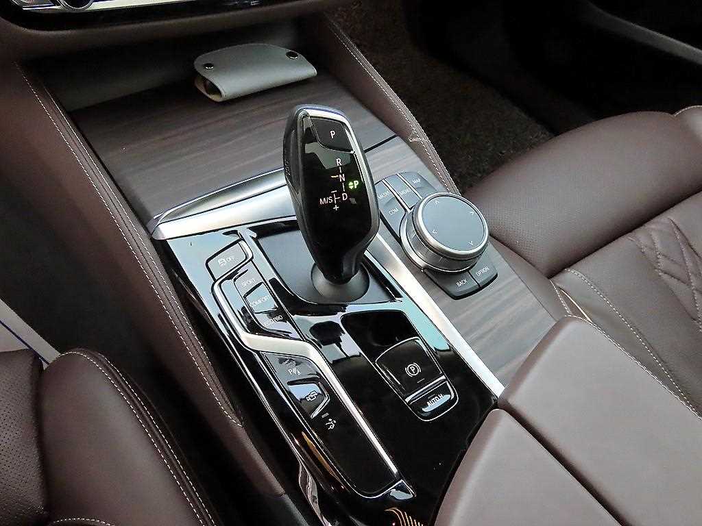 BMW Gran Turismo — photo 11