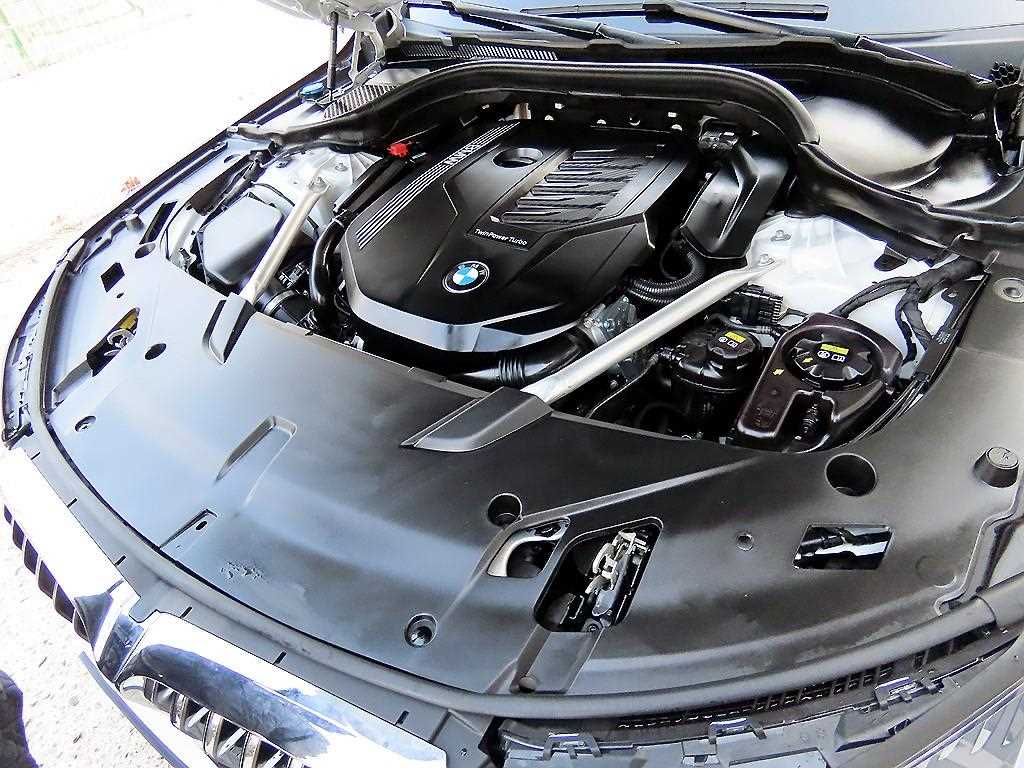 BMW Gran Turismo — photo 19