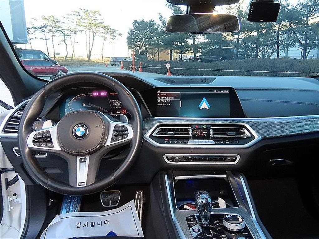 BMW X6 — photo 07