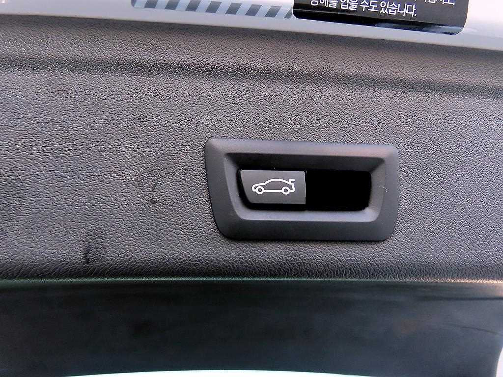 BMW X6 — photo 15