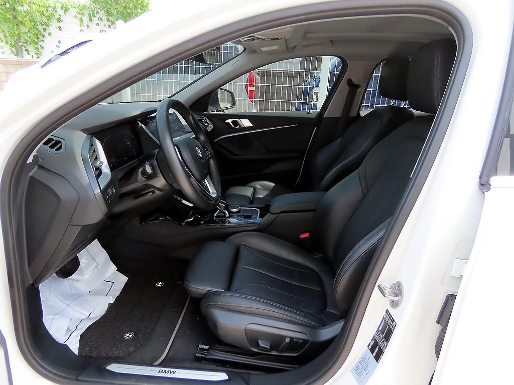 BMW 1-Series — photo 05