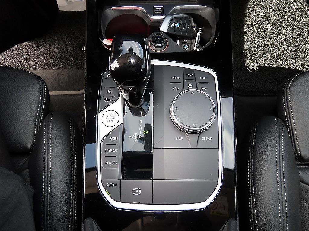 BMW 1-Series — photo 10