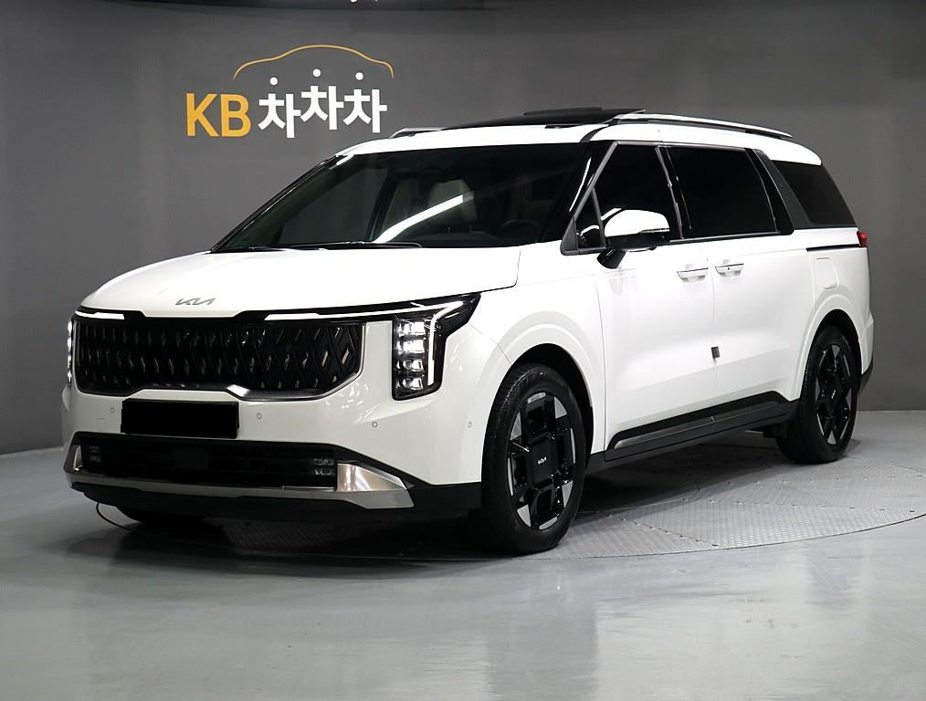 Kia Carnival — photo 01