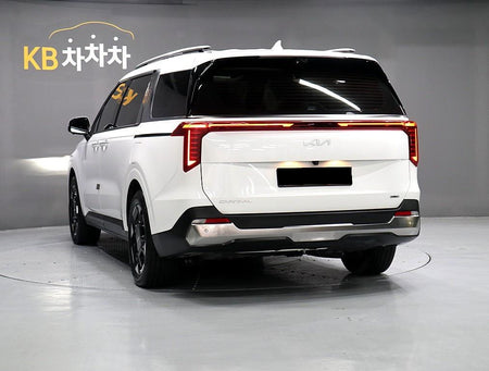 Kia Carnival — photo 04