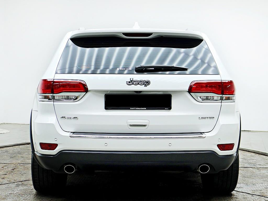 Jeep Cherokee — photo 03