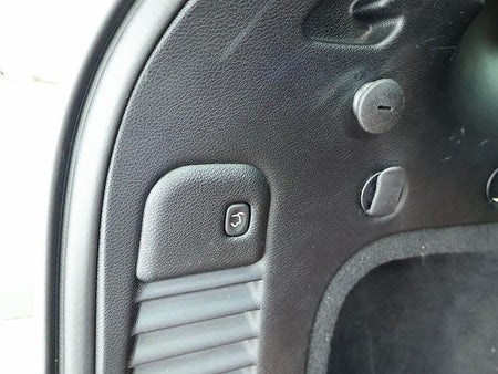 Jeep Cherokee — photo 15