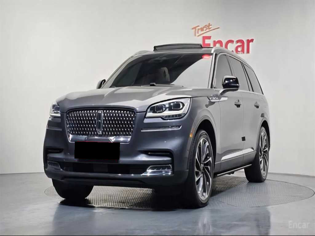 Lincoln Aviator — photo 03