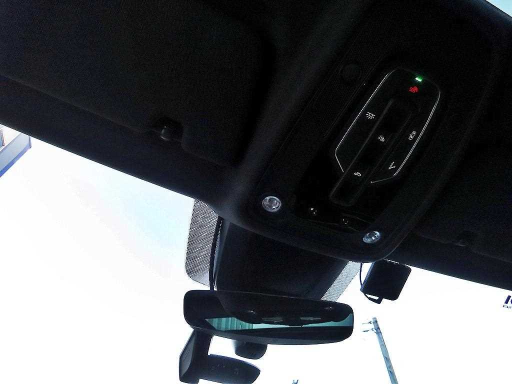 Audi Q8 — photo 14