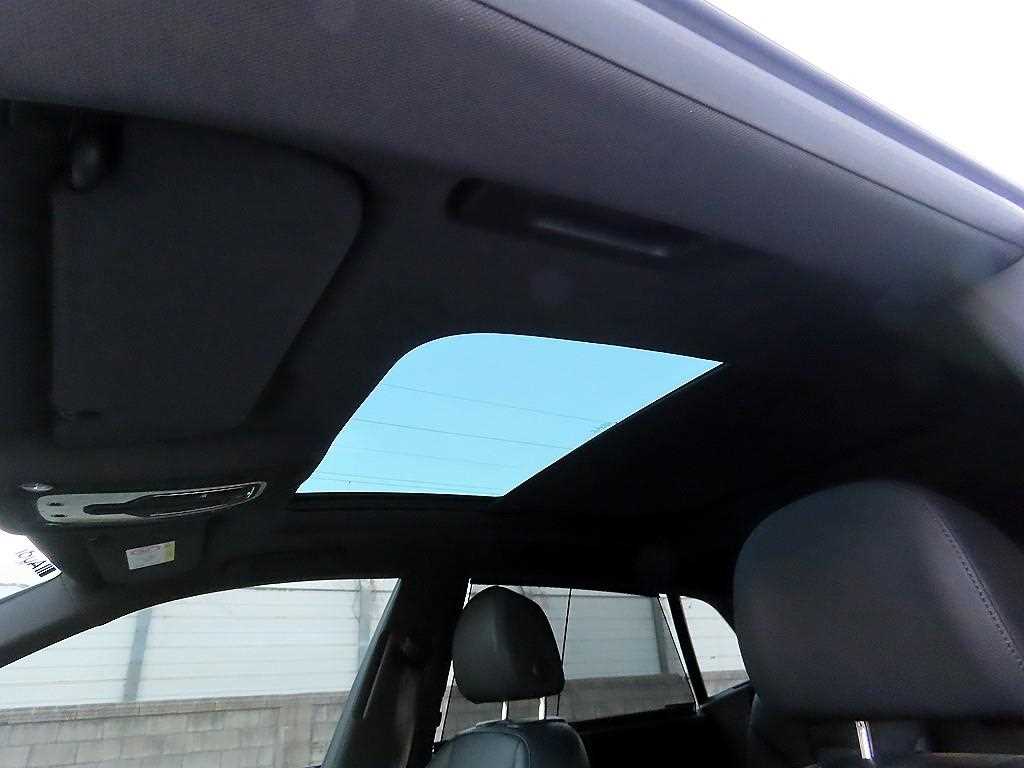 Audi Q8 — photo 16