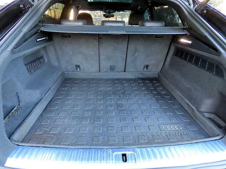 Audi Q8 — photo 17