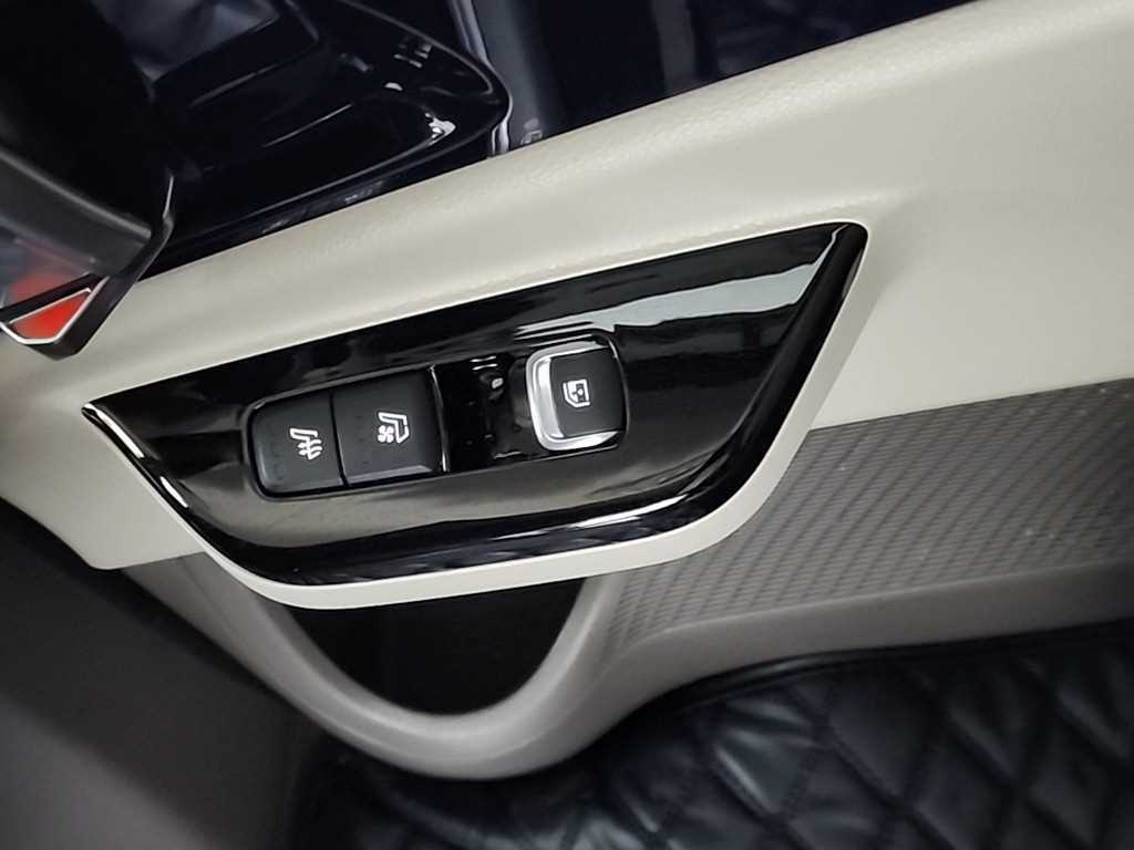 Kia Carnival — photo 14