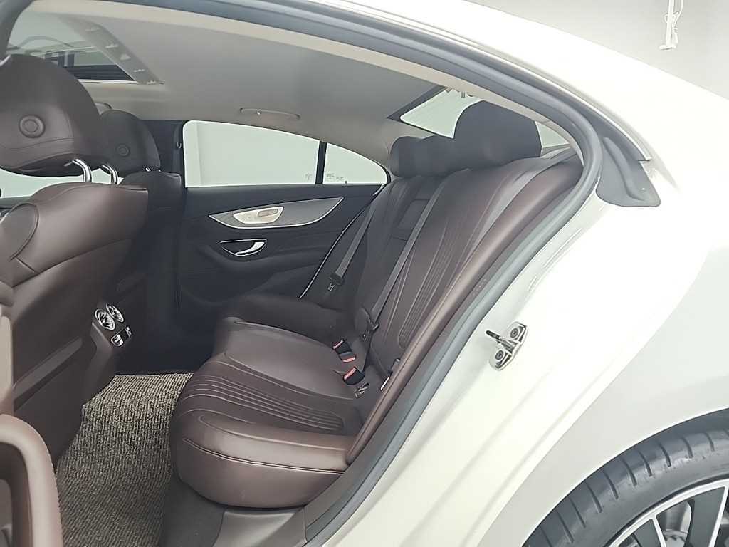 Mercedes-Benz CLS-Class — photo 12