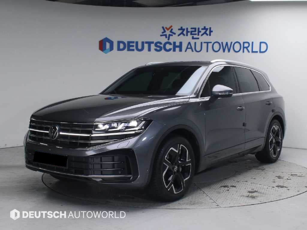 Volkswagen Touareg — photo 01