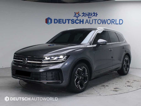 Volkswagen Touareg — photo 01