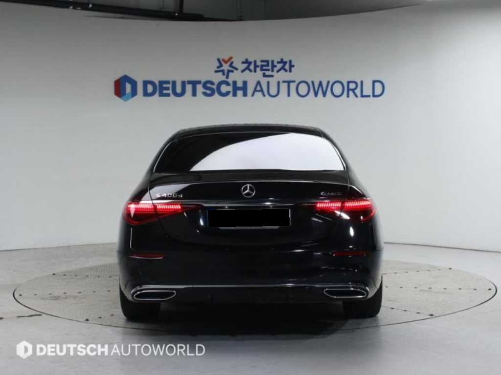 Mercedes-Benz S-Class — photo 04