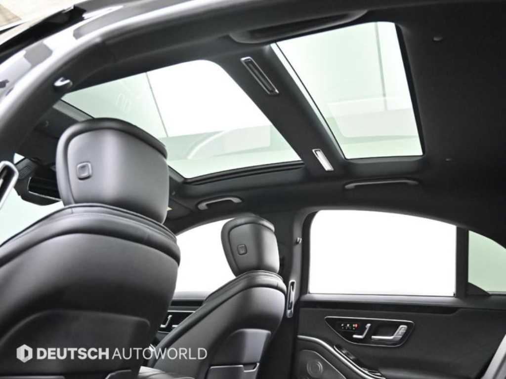 Mercedes-Benz S-Class — photo 19