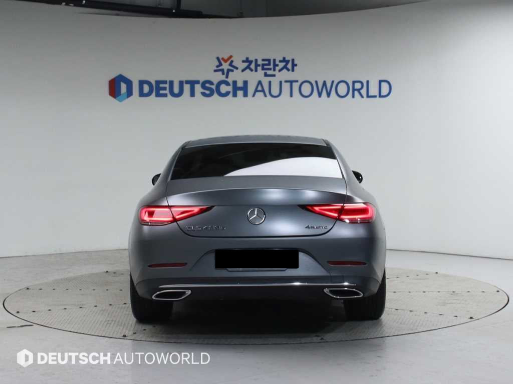 Mercedes-Benz CLS-Class — photo 04