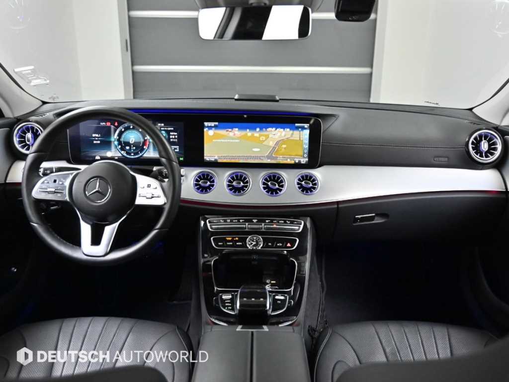 Mercedes-Benz CLS-Class — photo 07