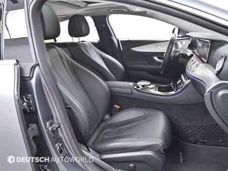 Mercedes-Benz CLS-Class — photo 10