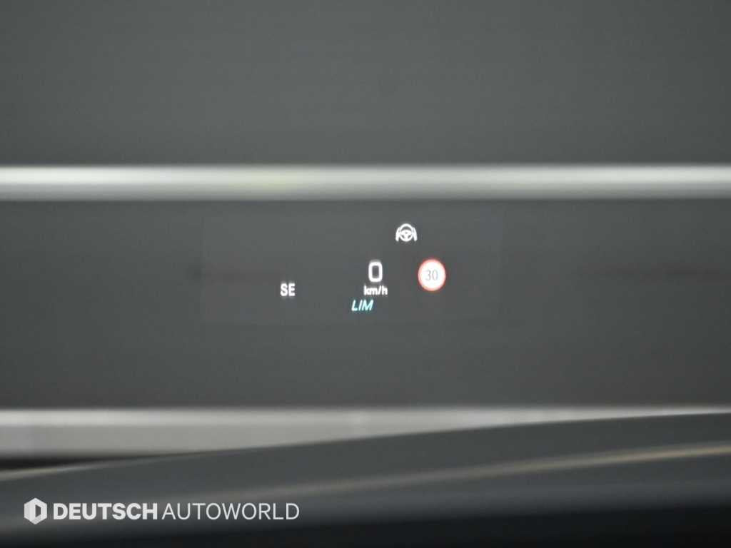 Mercedes-Benz CLS-Class — photo 18