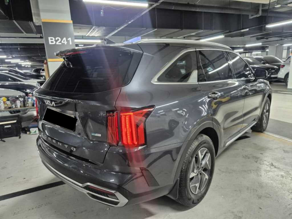 Kia Sorento — photo 02