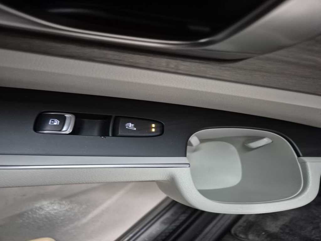 Kia Sorento — photo 19