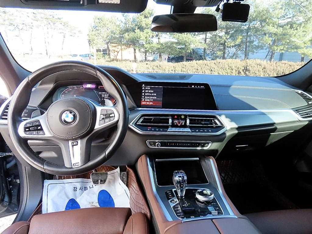 BMW X6 — photo 07
