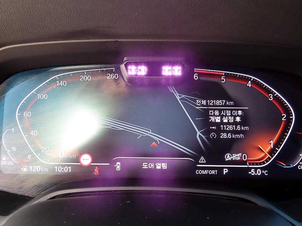 BMW X6 — photo 09
