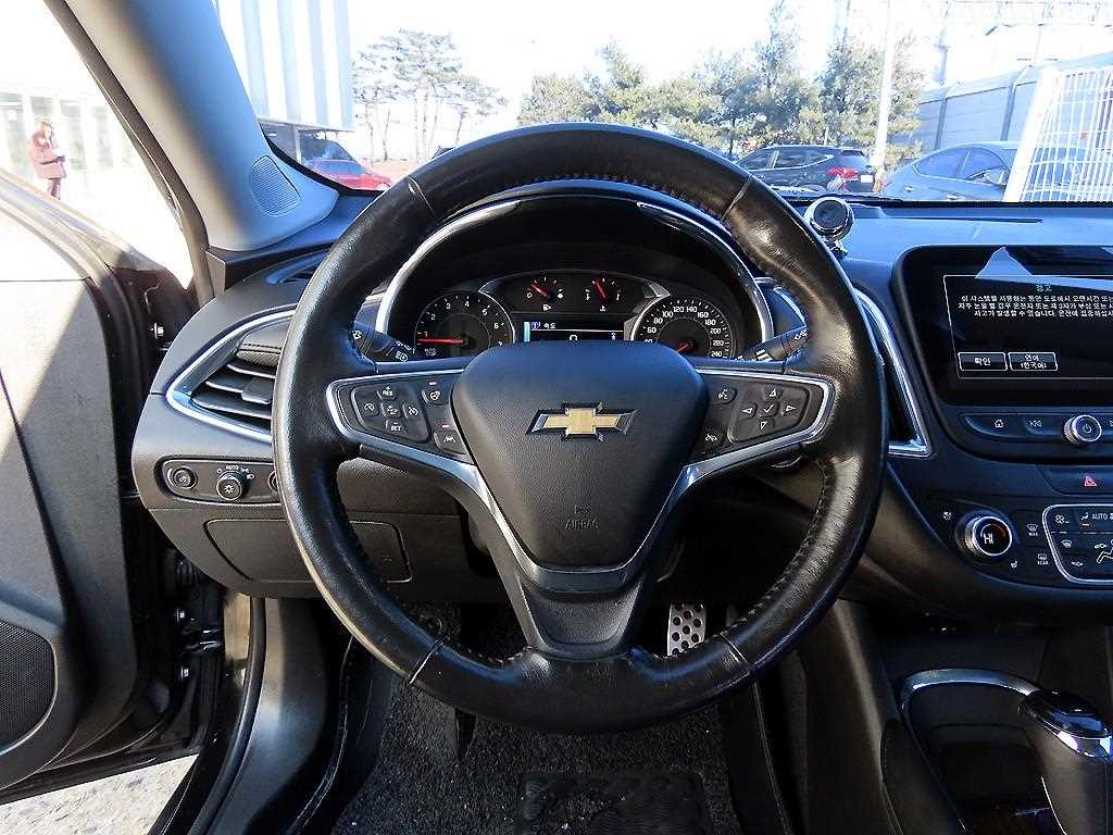 CHEVROLET Malibu — photo 08