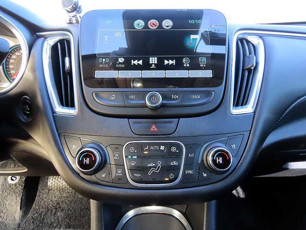 CHEVROLET Malibu — photo 12