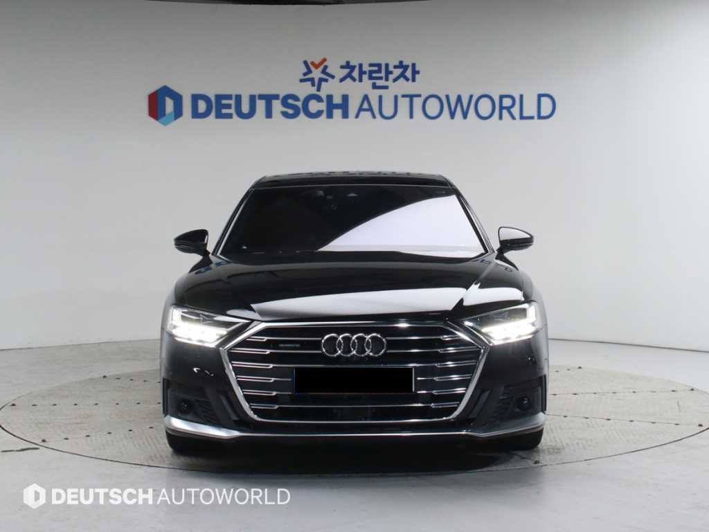 Audi A8 — photo 03