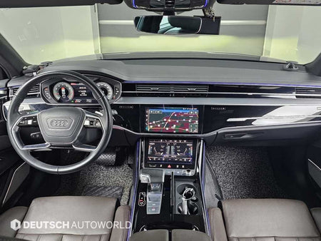 Audi A8 — photo 07