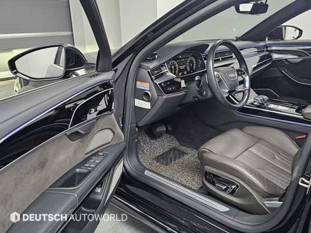 Audi A8 — photo 11