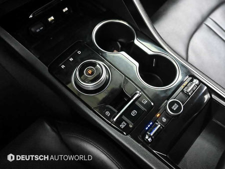 Kia K5 — photo 09