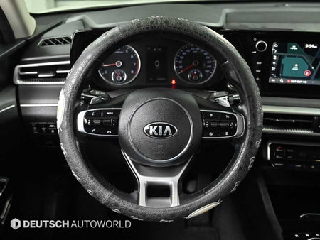 Kia K5 — photo 13