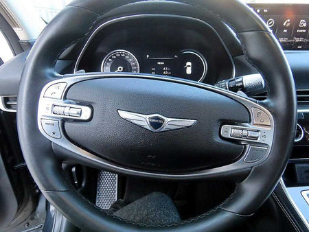 Genesis GV80 — photo 08