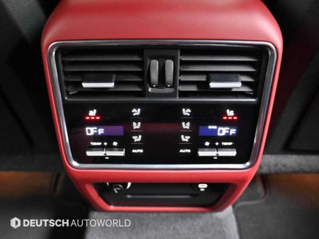 Porsche Cayenne — photo 16