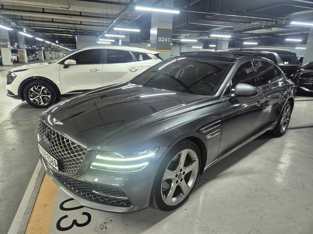 Genesis G80 — photo 02