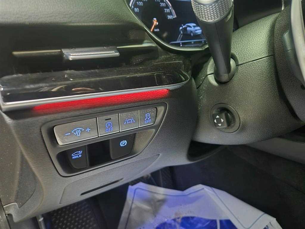 Genesis G80 — photo 14