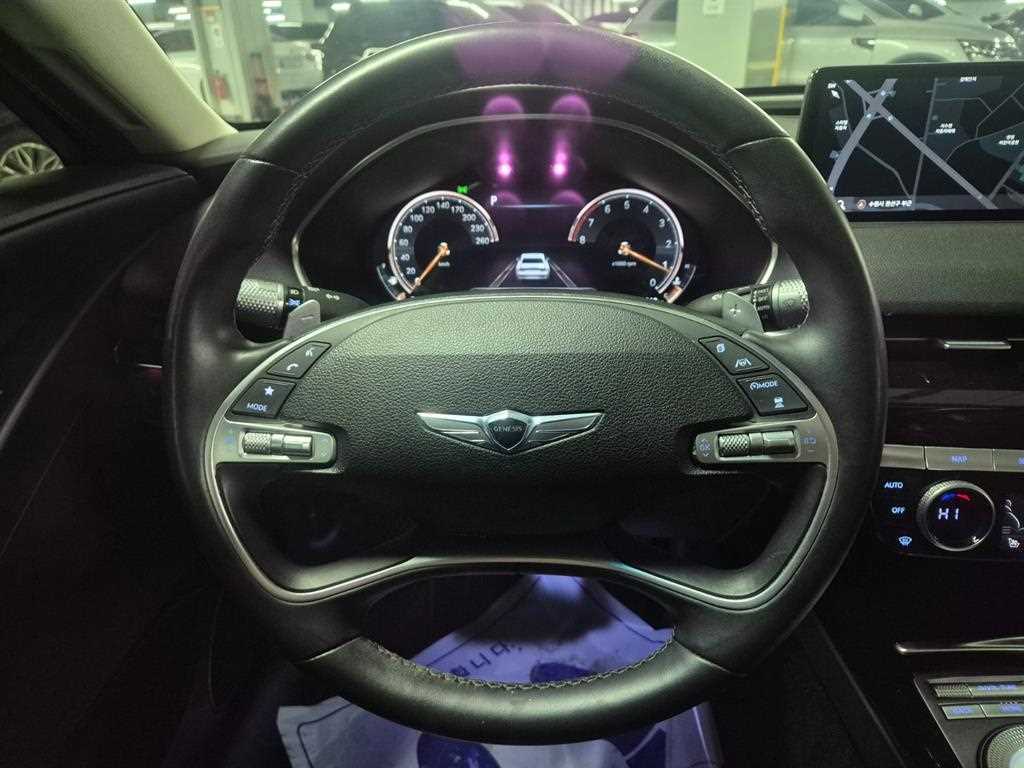 Genesis G80 — photo 15