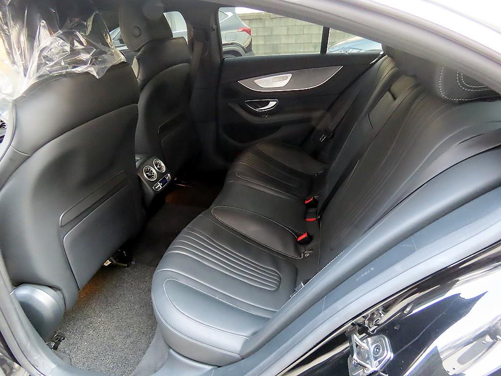 Mercedes-Benz CLS-Class — photo 06