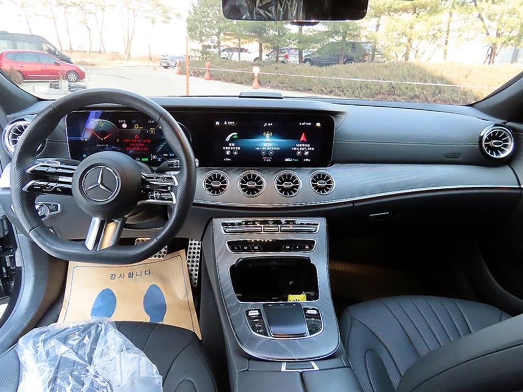 Mercedes-Benz CLS-Class — photo 07