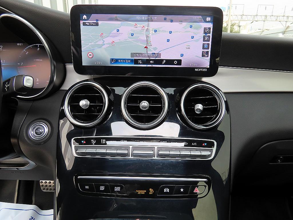 Mercedes-Benz GLC-Class — photo 13