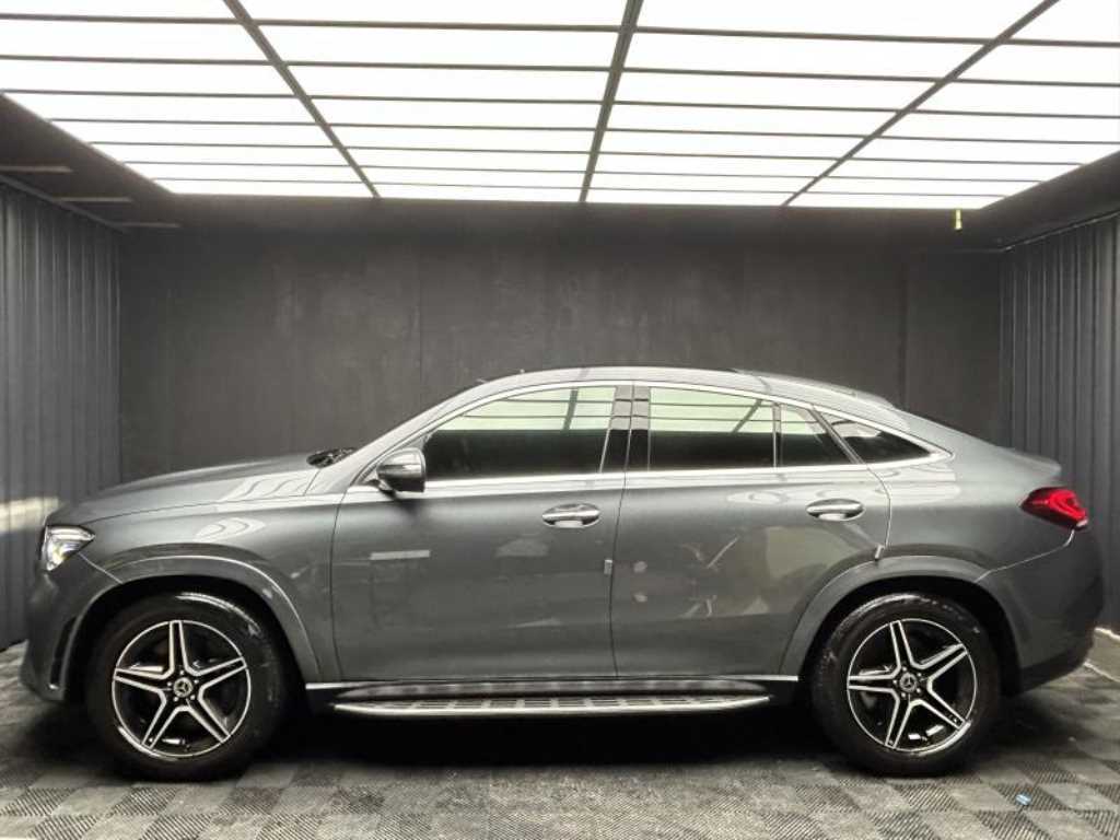 Mercedes-Benz GLE-Class — photo 02