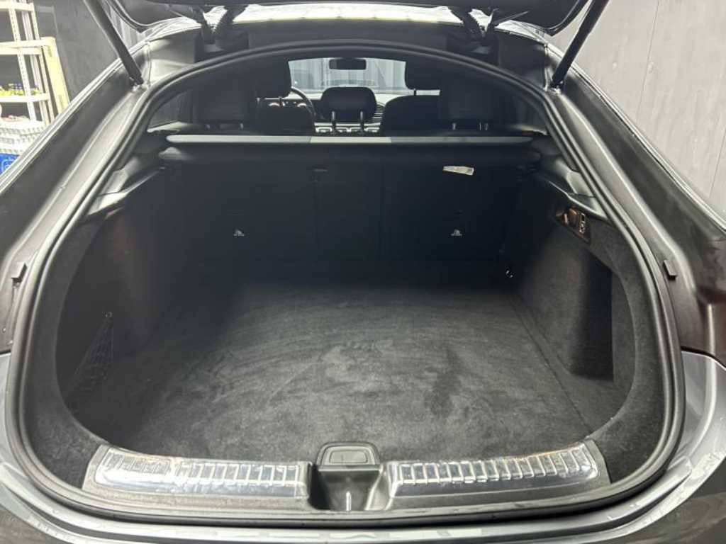 Mercedes-Benz GLE-Class — photo 04