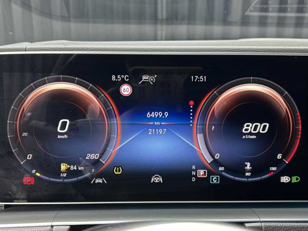 Mercedes-Benz GLE-Class — photo 16