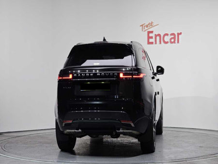 Land Rover Range Rover Velar — photo 04