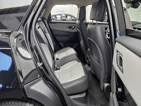 Land Rover Range Rover Velar — photo 12